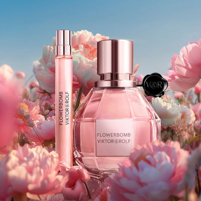 Viktor & Rolf Flowerbomb Eau De Parfum 3-Pc Gift Set ($214 Value
