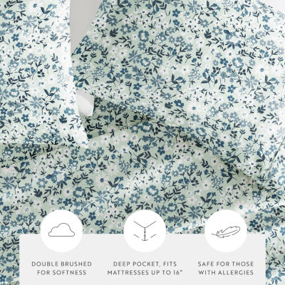 Casual Comfort Dorm In A Bag 7-pc. Down Alternative Complete Bedding Set with Sheets
