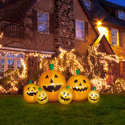 Glitzhome 4ft Pumpkins Lighted Halloween Outdoor Inflatable