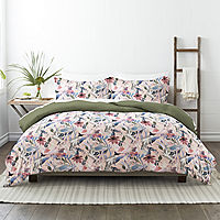 Casual Comfort Watercolor Floral Reversible 2Pc Twin Comforter Set Deals