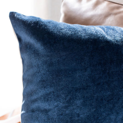 Safavieh Kelsa Square Throw Pillows