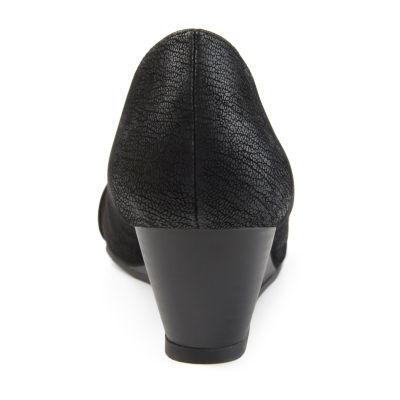 Journee Collection Womens Graysn Round Closed Toe Wedge Heel Pumps