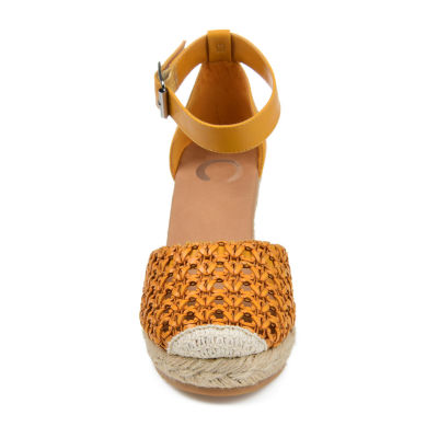 Journee Collection Womens Sierra Wedge Heel Pumps