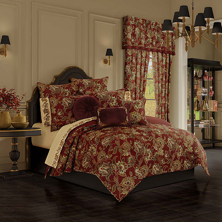 Queen Street Montecito Damask + Scroll Reversible Quilt Set, One Size, Red