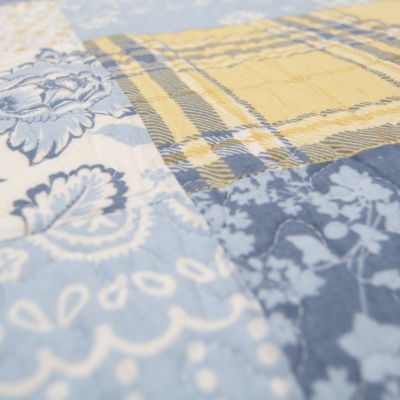 Donna Sharp Spring Flowers Hypoallergenic Quilt Set