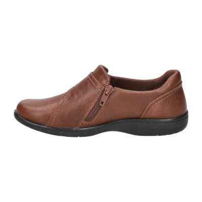 Easy Street Womens Ariah Closed Toe Ballet Flats