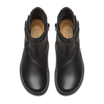 Clarks Womens Carleigh Style Flat Ankle Boots