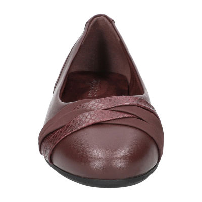 Easy Street Kylie Womens Round Closed Toe Ballet Flats