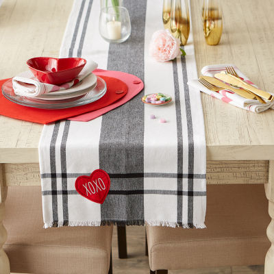 Design Imports Heart Xoxo Plaid Table Runners