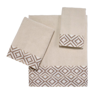 Avanti Harlow Geometric Bath Towel