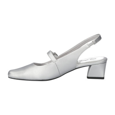Easy Street Womens Cameo Block Heel Pumps