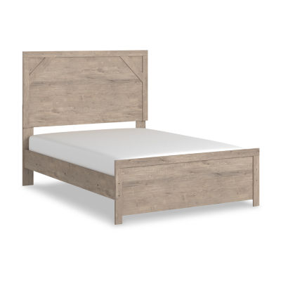 Signature Design by Ashley Senniberg Panel Bed in Light Brown