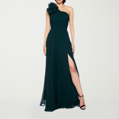 Premier Amour Floral Applique Sleeveless Evening Gown