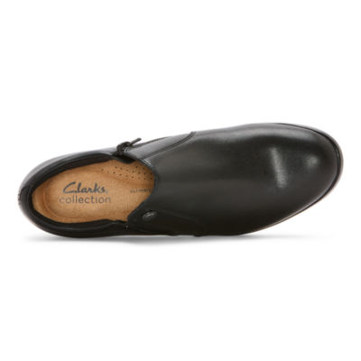 Clarks Womens Emily Reyna Slip-On Shoe