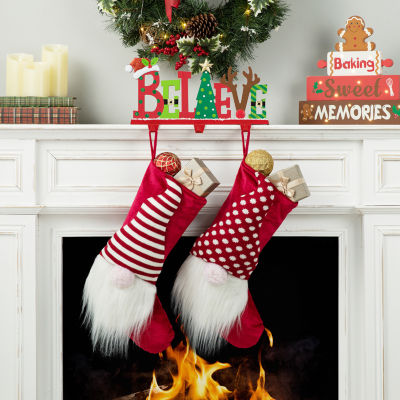 Glitzhome ''Wooden And Metal Believe'' Christmas Stocking Holder