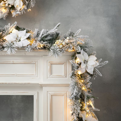 Glitzhome Pre-Lit Wreath, Indoor Christmas Garlands