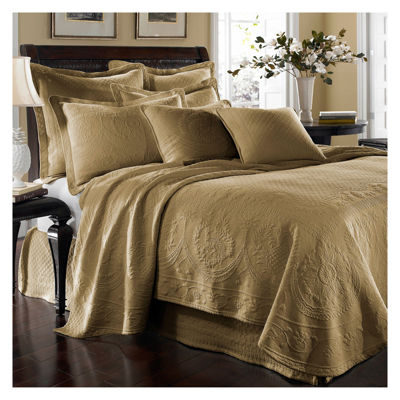 Historic Charleston Collection™ King Charles Matelassé Coverlet