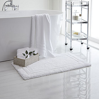 Liz Claiborne Signature Plush Bath Towel Collection - JCPenney