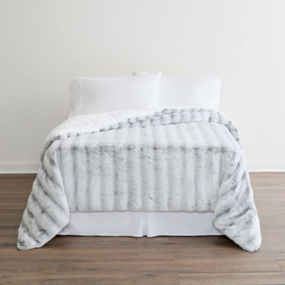 North Pole Trading Co. Faux Fur Comforter