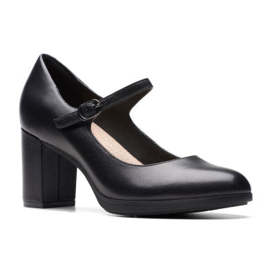 Clarks Womens Bayla Nora Block Heel Pumps