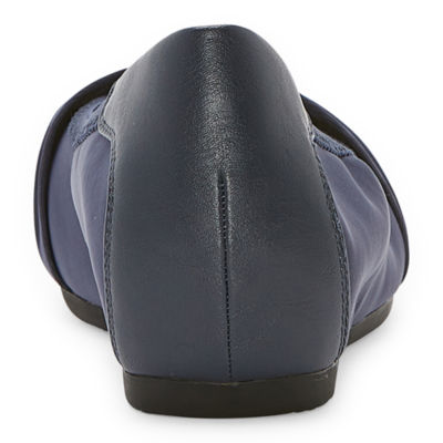 Baretraps Marcie Womens Round Closed Toe Slip-On Shoe