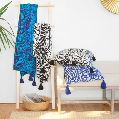 Rochelle Porter Kobo Throw