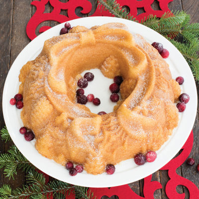 Nordicware Holiday Wreath Bundt Pan