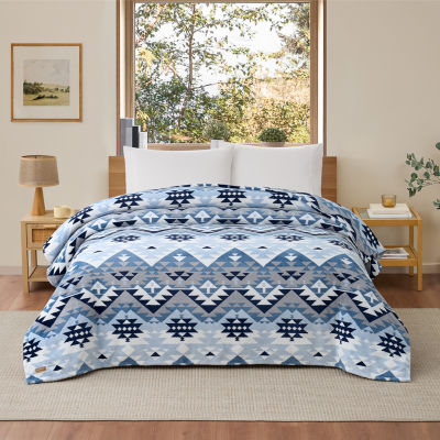 Bearpaw Super Cozy Midweight Blanket