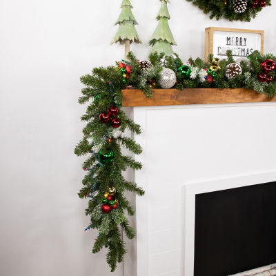 Northlight Canadian Pine Pre-Lit Indoor Christmas Garland