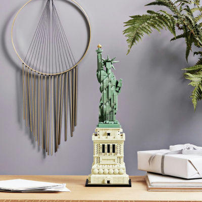 Architecture Statue Of Liberty Building Kit (1685 Piece)