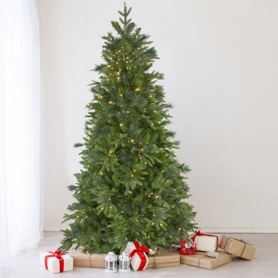 Northlight Angel 7 1/2 Foot Pre-Lit Pine Christmas Tree