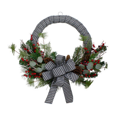 Northlight Houndstooth And Berry Indoor Christmas Wreath