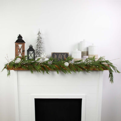 Northlight 6ft Cypress And Berry   Unlit Indoor Christmas Garland