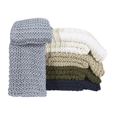 Five Queens Court Leon Throw