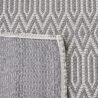 Martha Stewart Vera Geometric Washable Indoor Rectangular Area Rug