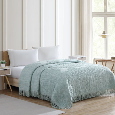 Beatrice Home Fashions Medallion Embellished Bedspread