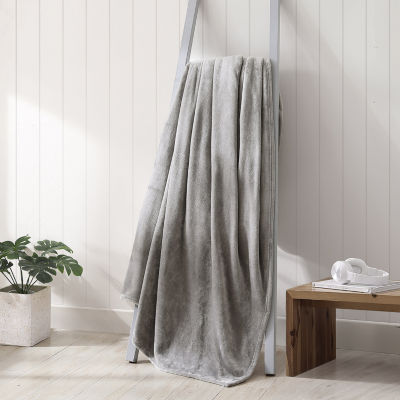 Poppy & Fritz Solid Ultra Soft Blanket