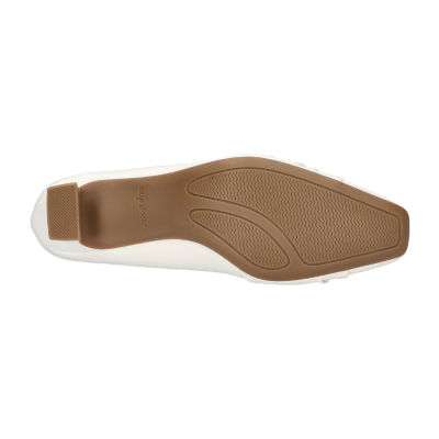 Easy Street Waive Womens Square Kitten Heel Pumps