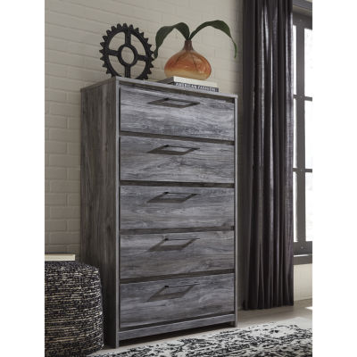 Signature Design by Ashley Baystorm 5-Drawer Chest in Dark Gray