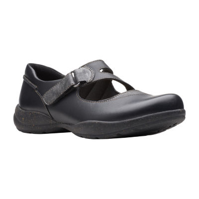 Clarks black deals mary janes