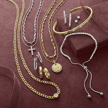 3 piece Earrings, Pendant with Necklace set Louis Vuitton 14K gold