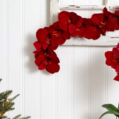 Nearly Natural 5ft. Amaryllis Silk Indoor Christmas Garland