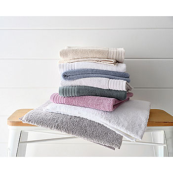 Basics Cotton Bath Towels, Made with 30% Recycled Cotton