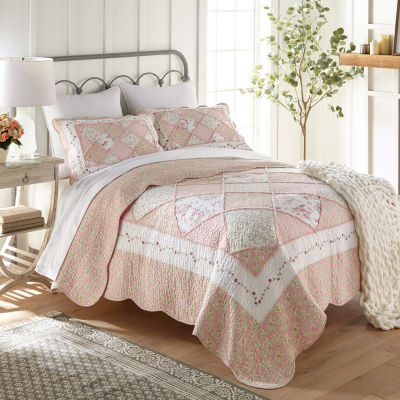 Donna Sharp Strawberry Garden 3-pc. Hypoallergenic Quilt Set