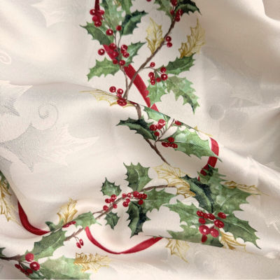 Villeroy & Boch Winter Bows and Garland Tablecloth