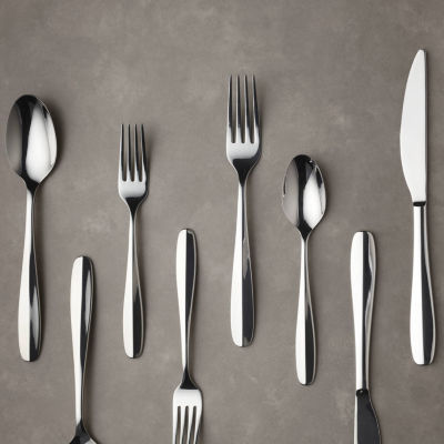 Oneida Oakwood 20-pc. Flatware Set