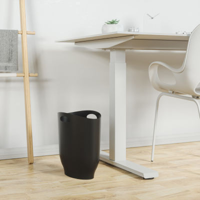Umbra 2.4 Gallon Trash Can