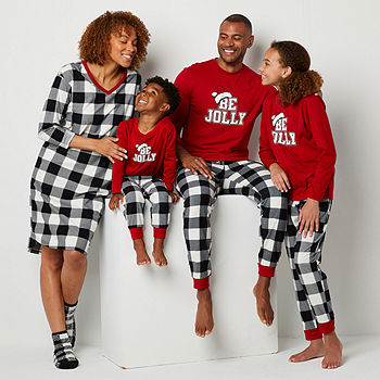 Save Up to 70% on Matching Family Holiday Pajamas
