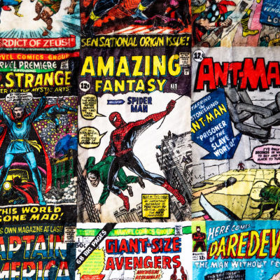 Marvel Comics Oversized Throw Blanket Unisex