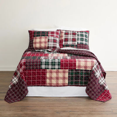North Pole Trading Co. Holiday Plaid Patchwork Quilt Set